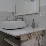 شقة Mennulamia